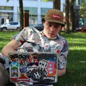 Meet your Posher, Henry